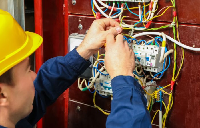 Concessionária E Terceirizada São Condenadas Por Morte De Eletricista