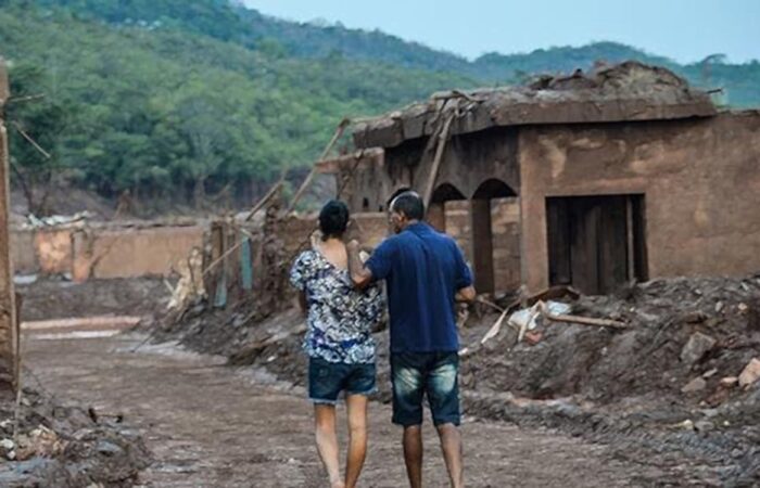 Pais De Vítima Da Tragedia De Mariana São Indenizados Com R$ 1.400.000 Milhões De Reais.